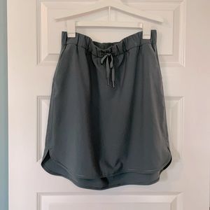 Lululemon On The Fly Skirt. Size 10.